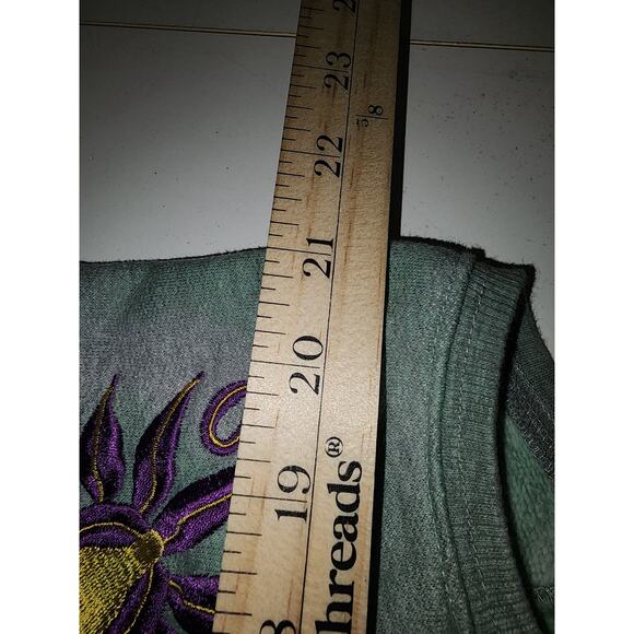 California vintage women's M Costa Rico sweatshirt with embroidery. - Picture 12 of 12